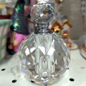 LIKE NEW Oleg Cassini Kathleen 4" Crystal Round Perfume Bottle